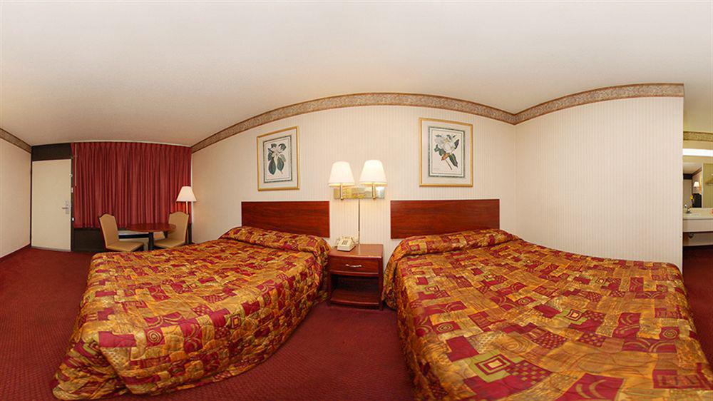 Rodeway Inn West Memphis Exterior foto